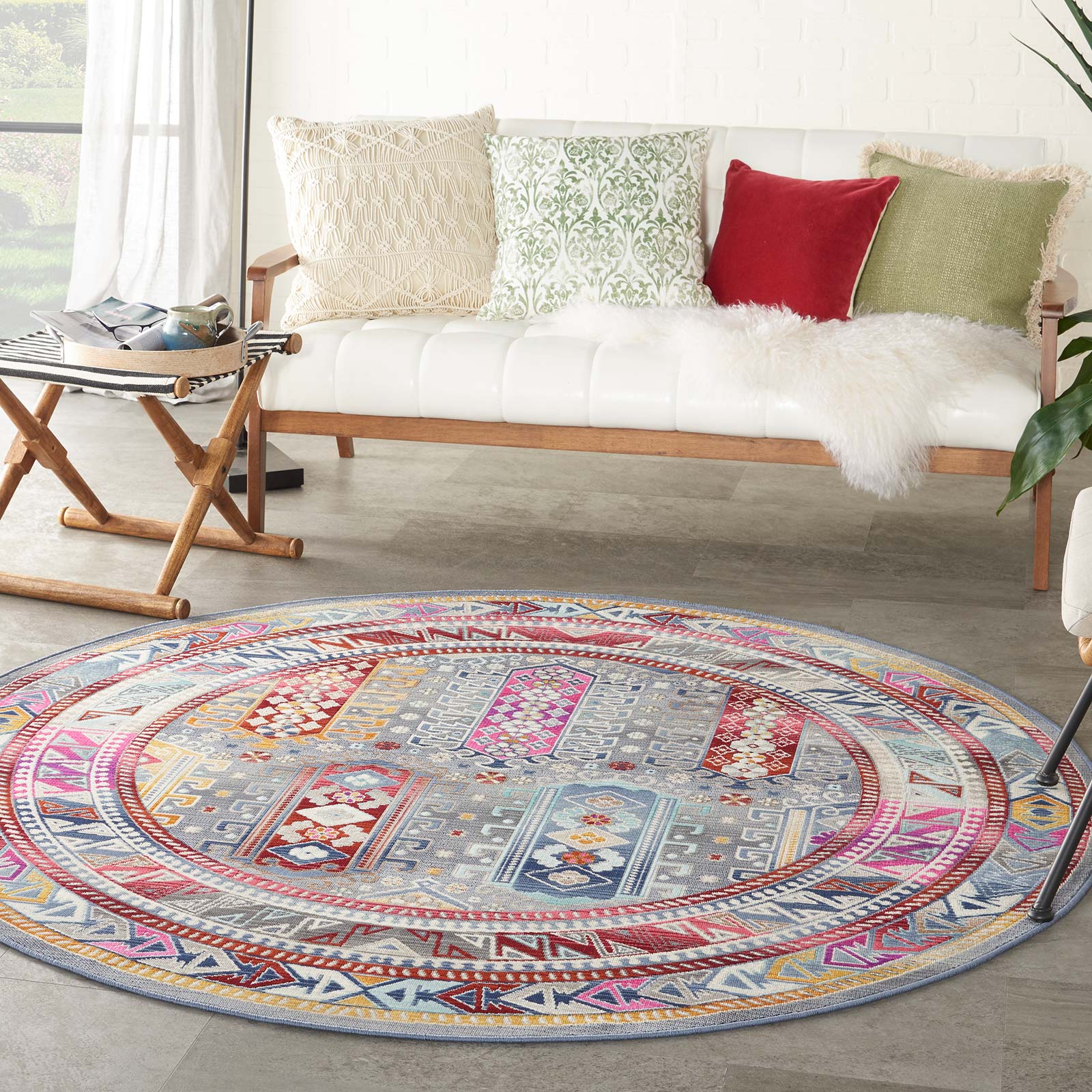 Nourison tappeto Vintage Kashan VKA06 GYMTC GREY MULTICOLOR 6xRND 099446811981 interior 1